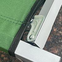 Foldning af campingbed